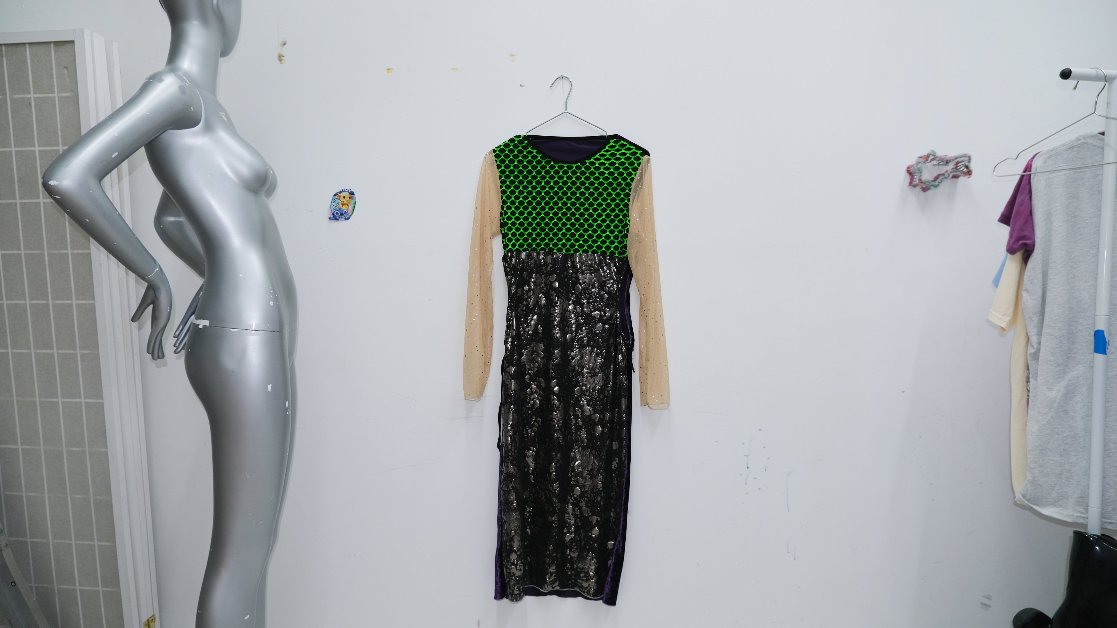 Dress. stretchy////!!!